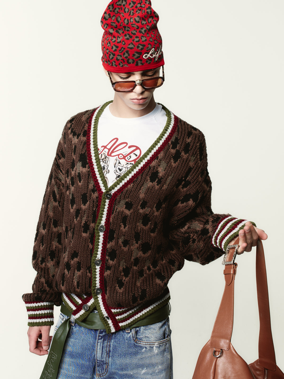 KNIT CARDIGAN // BROWN