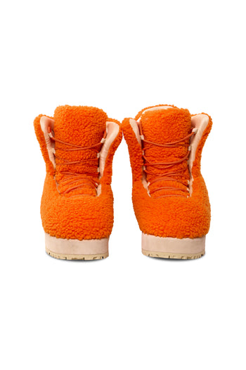 NEVE VENUS FUR BOOTS // ORANGE SODA