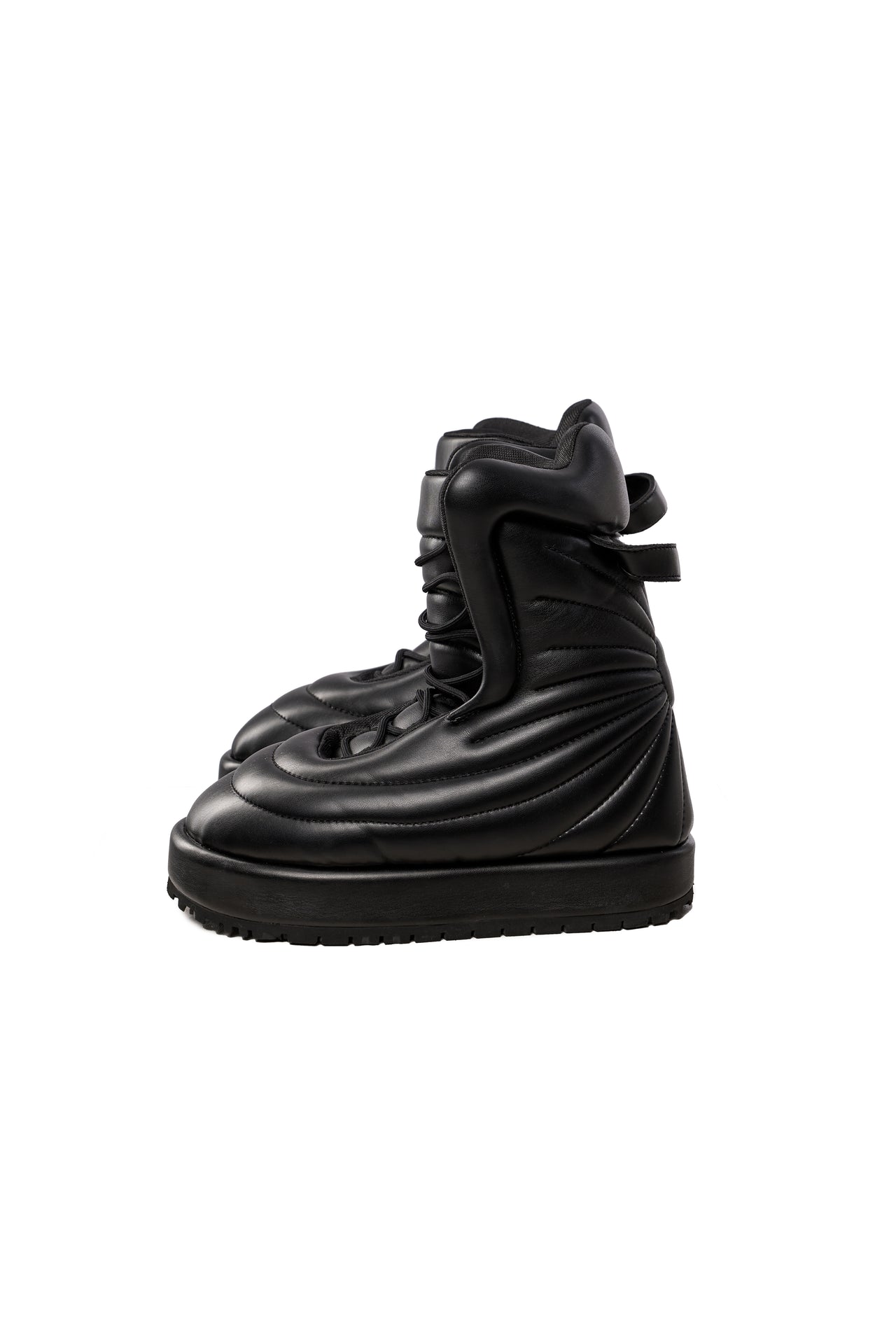 NEVE LUNAR LEATHER BOOTS // BLACK